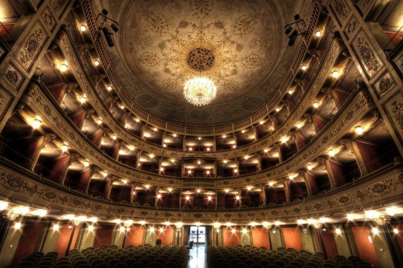 Martedì 10 ottobre c'è il Valenza Gem Forum